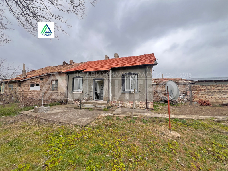 Продава КЪЩА, област Шумен, гр. Нови пазар • 45000 € / 88012.35 лв. • 93759400 1 — Holmes.bg Продава КЪЩА, област Шумен, гр. Нови пазар • 45000 € / 88012.35 лв. • 93759400 1