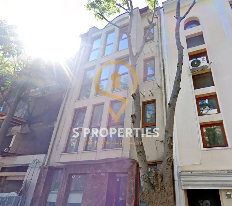 Продава ХОТЕЛ, град Варна, Гръцка махала • 930000 € / 1818921.90 лв. • 55902336 1 — Holmes.bg Продава ХОТЕЛ, град Варна, Гръцка махала • 930000 € / 1818921.90 лв. • 55902336 1