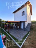 Продава КЪЩА, област Перник, с. Планиница • 195000 € / 381386.85 лв. • 74757847 8 — Holmes.bg Продава КЪЩА, област Перник, с. Планиница • 195000 € / 381386.85 лв. • 74757847 8