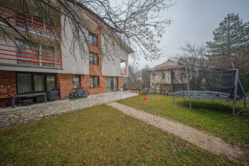 Продава КЪЩА, град София, Бояна • 580000 € / 1134381.40 лв. • 93780850 1 — Holmes.bg Продава КЪЩА, град София, Бояна • 580000 € / 1134381.40 лв. • 93780850 1