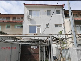 Продажба на имоти в Строител, град Добрич - изображение 6 