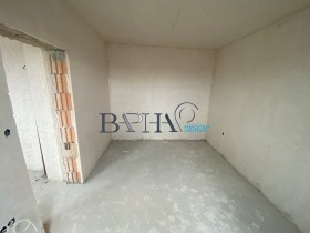 Обява Продава 2-СТАЕН,град Варна, Виница