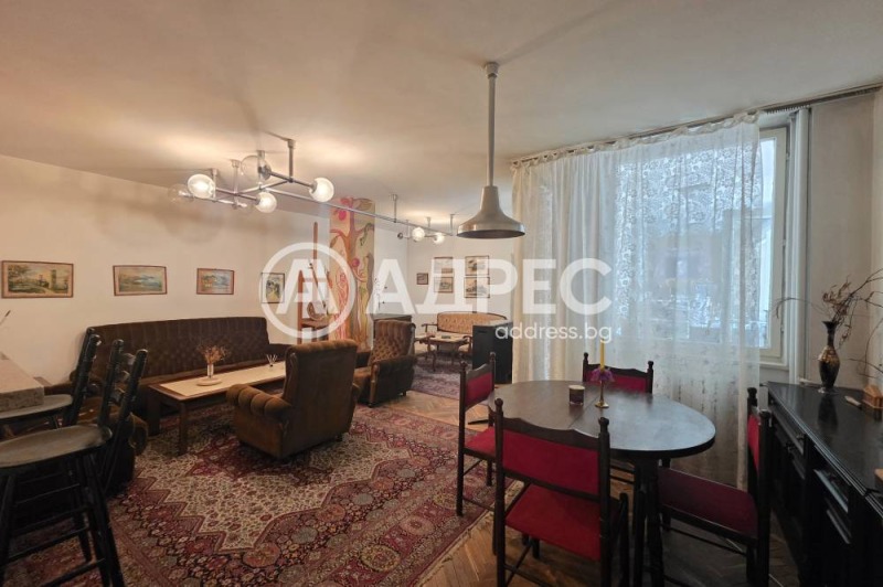 Продава МНОГОСТАЕН, град София, Иван Вазов • 650000 € / 1271289.50 лв. • 67654793 1 — Holmes.bg Продава МНОГОСТАЕН, град София, Иван Вазов • 650000 € / 1271289.50 лв. • 67654793 1