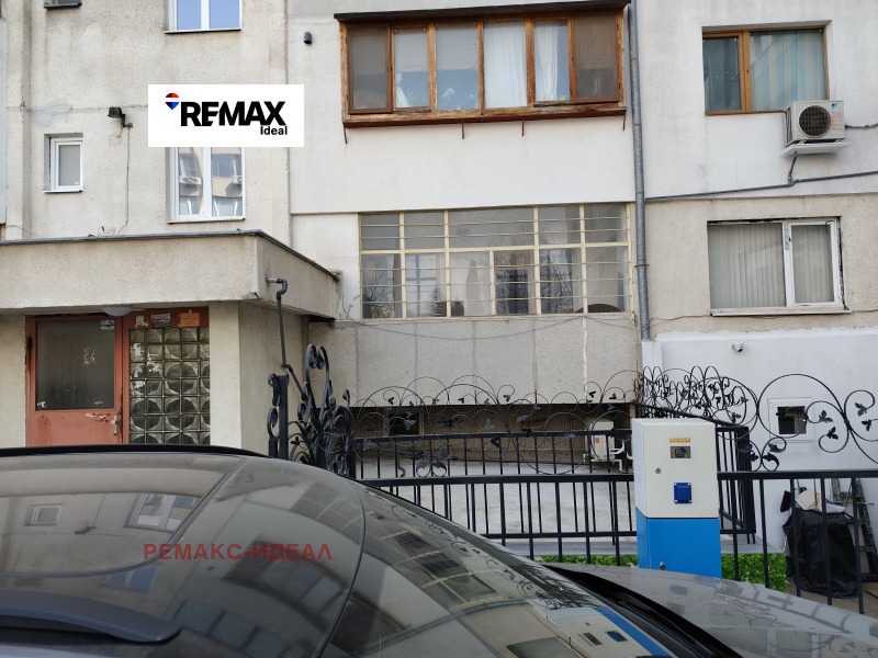 Продава 3-СТАЕН, град Варна, Младост 1 • 139900 € / 273620.62 лв. • 80211764 1 — Holmes.bg Продава 3-СТАЕН, град Варна, Младост 1 • 139900 € / 273620.62 лв. • 80211764 1