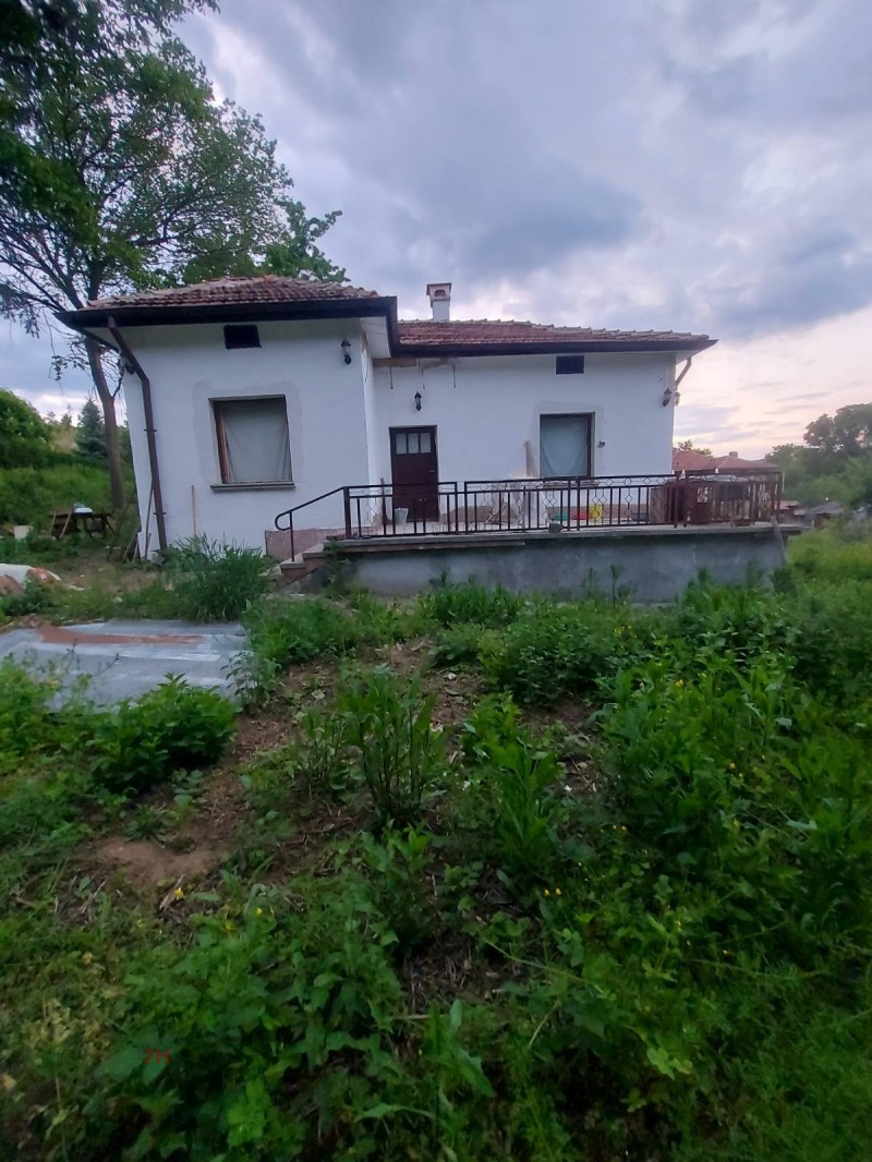 Продава КЪЩА, област Перник, с. Долна Диканя • 115000 € / 224920.45 лв. • 32943771 1 — Holmes.bg Продава КЪЩА, област Перник, с. Долна Диканя • 115000 € / 224920.45 лв. • 32943771 1