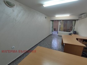 Продажба на офиси в град София - изображение 12 