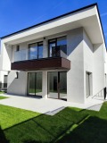Продава КЪЩА, град София, с. Панчарево • 730100 € • 48986236 4 — Holmes.bg Продава КЪЩА, град София, с. Панчарево • 730100 € • 48986236 4