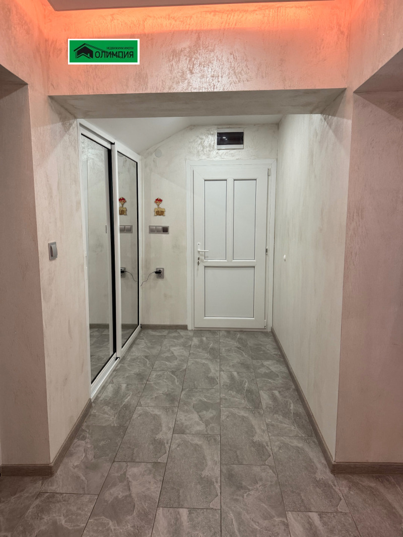 Продава ЕТАЖ ОТ КЪЩА, град Враца, Кемера - Художник • 145000 € / 283595.35 лв. • 27015460 1 — Holmes.bg Продава ЕТАЖ ОТ КЪЩА, град Враца, Кемера - Художник • 145000 € / 283595.35 лв. • 27015460 1
