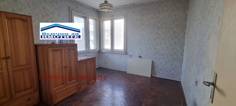 Продава 3-СТАЕН, град Русе, Център • 133900 € • 76296537 1 — Holmes.bg Продава 3-СТАЕН, град Русе, Център • 133900 € • 76296537 1