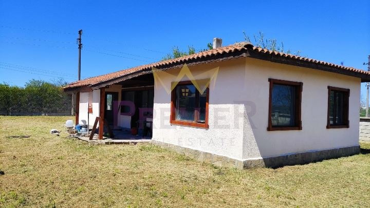 Продава Къща област Добрич , с. Селце , 130 кв.м | 62638765 — Imoti.com Продава Къща област Добрич , с. Селце , 130 кв.м | 62638765