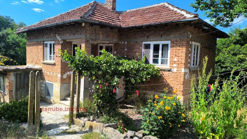 Продава КЪЩА, област Разград, с. Костанденец • 25000 € • 97912212 1 — Holmes.bg Продава КЪЩА, област Разград, с. Костанденец • 25000 € • 97912212 1