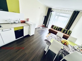 Продажба на едностайни апартаменти в област Добрич - изображение 18 