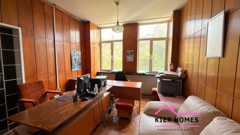 Продава ОФИС, област Хасково, гр. Димитровград • 15000 € • 44970127 1 — Holmes.bg Продава ОФИС, област Хасково, гр. Димитровград • 15000 € • 44970127 1