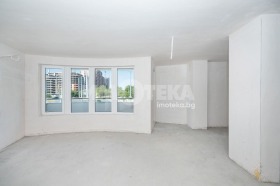 Обява Продава 3-СТАЕН,град Пловдив, Тракия