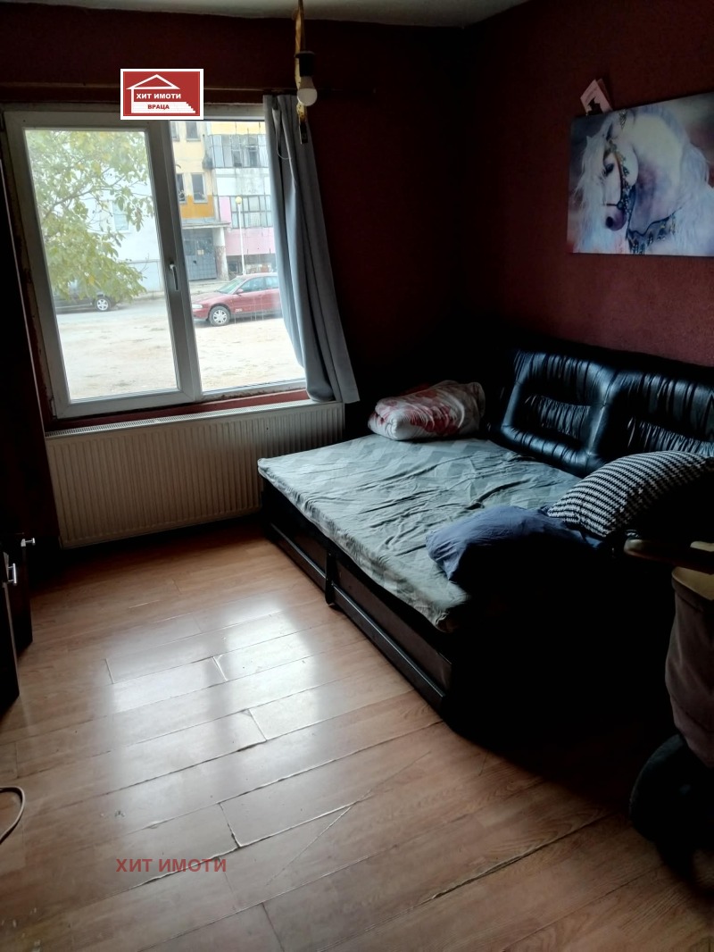Продава 3-СТАЕН, град Враца, Сениче • 60000 € • 32931597 1 — Holmes.bg Продава 3-СТАЕН, град Враца, Сениче • 60000 € • 32931597 1