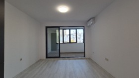 Обява Продава 3-СТАЕН,град Варна, Базар Левски