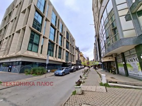 Снимка Продава БИЗНЕС ИМОТ