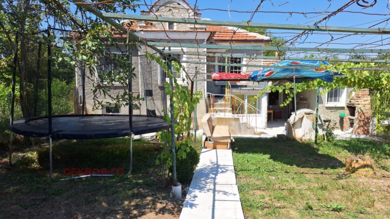 Продава КЪЩА, област Добрич, с. Владимирово • 41000 € • 80879847 1 — Holmes.bg Продава КЪЩА, област Добрич, с. Владимирово • 41000 € • 80879847 1