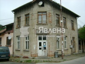 Продава Къща, с. Гложене