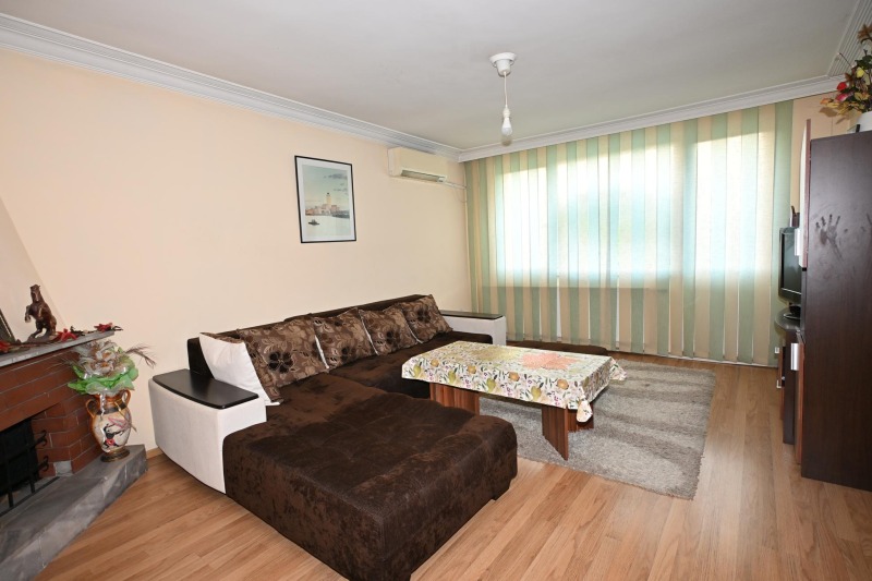 Продава ЕТАЖ ОТ КЪЩА, град Перник, Център • 159000 € • 87258134 1 — Holmes.bg Продава ЕТАЖ ОТ КЪЩА, град Перник, Център • 159000 € • 87258134 1