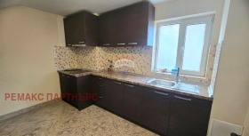 Продава КЪЩА | Imot.bg — малка снимка 8