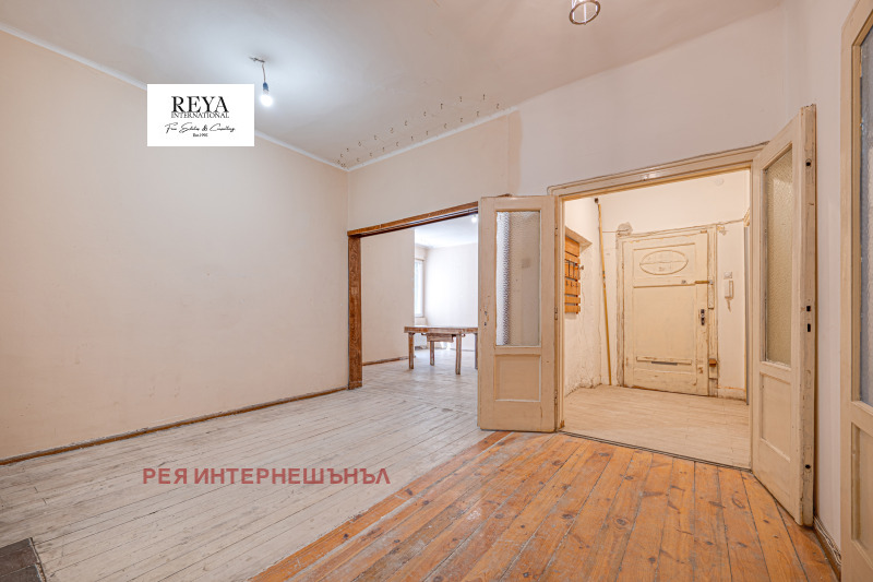 Продава ОФИС, град София, Център • 290000 € • 71477215 1 — Holmes.bg Продава ОФИС, град София, Център • 290000 € • 71477215 1
