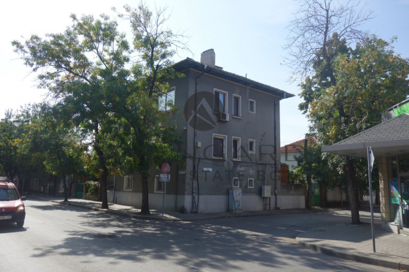 Продава ЕТАЖ ОТ КЪЩА, град Пловдив, Кючук Париж • 184999 € • 84509019 1 — Holmes.bg Продава ЕТАЖ ОТ КЪЩА, град Пловдив, Кючук Париж • 184999 € • 84509019 1