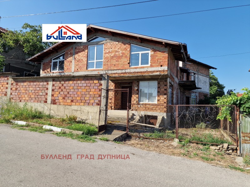Продава  Къща, област Кюстендил, с. Ресилово •  135 000 EUR • ID 18618390 — holmes.bg - [1] 