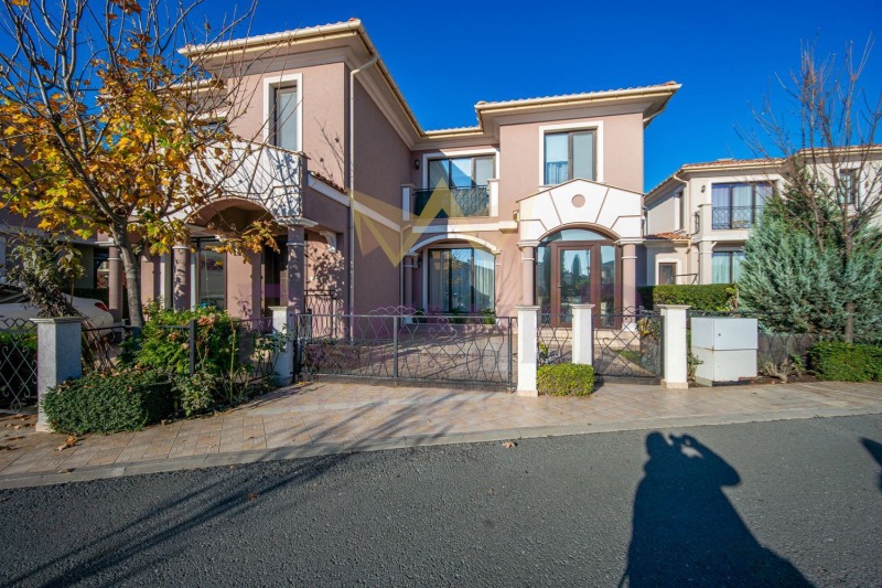 Продава КЪЩА, област Бургас, гр. Поморие • 270000 € / 528074.10 лв. • 55427182 1 — Holmes.bg Продава КЪЩА, област Бургас, гр. Поморие • 270000 € / 528074.10 лв. • 55427182 1