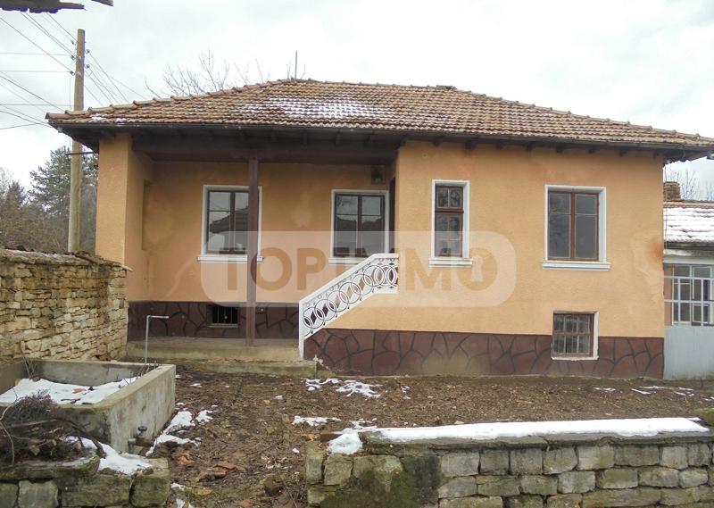 Продава  Къща, област Русе, с. Копривец • 12 500 EUR • ID 56902015 — holmes.bg - [1] 