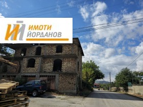 Продава Къща, с. Мерданя