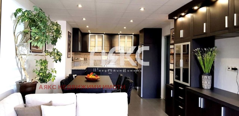 Продава 4-СТАЕН, град София, Манастирски ливади • 400000 € / 782332.00 лв. • 19983683 1 — Holmes.bg Продава 4-СТАЕН, град София, Манастирски ливади • 400000 € / 782332.00 лв. • 19983683 1