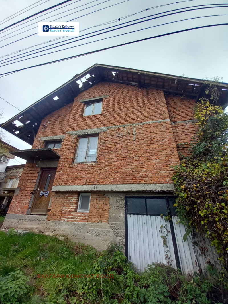 Продава КЪЩА, област Кюстендил, с. Слокощица • 52000 € • 23099355 1 — Holmes.bg Продава КЪЩА, област Кюстендил, с. Слокощица • 52000 € • 23099355 1