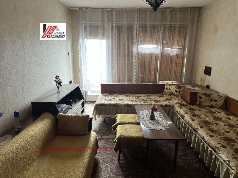 Продава 3-СТАЕН, град Кърджали, Център • 87600 € / 171330.71 лв. • 14091641 1 — Holmes.bg Продава 3-СТАЕН, град Кърджали, Център • 87600 € / 171330.71 лв. • 14091641 1