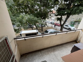 Обява Продава 3-СТАЕН,град Варна, Лятно кино Тракия>