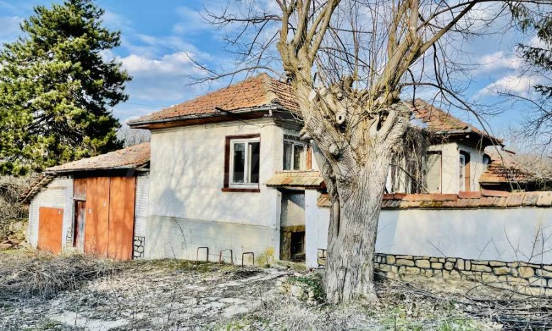Продава  Къща, област Велико Търново, с. Сушица • 11 000 EUR • ID 58108592 — holmes.bg - [1] 
