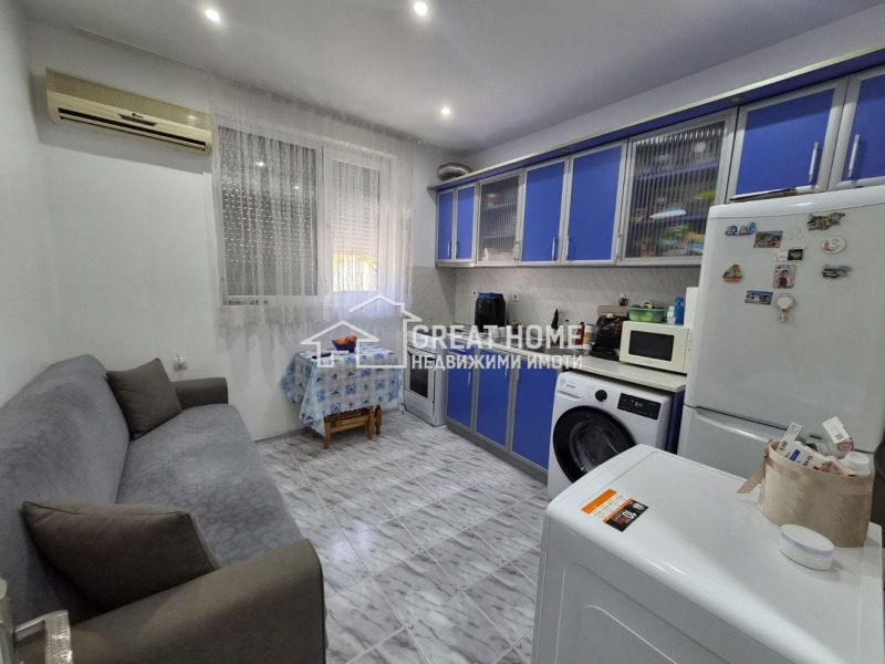 Продава 2-СТАЕН, град Търговище, Център • 82000 € • 27575243 1 — Holmes.bg Продава 2-СТАЕН, град Търговище, Център • 82000 € • 27575243 1
