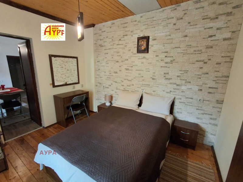 Продава КЪЩА, град Враца, Център • 259000 € / 506559.97 лв. • 64987495 1 — Holmes.bg Продава КЪЩА, град Враца, Център • 259000 € / 506559.97 лв. • 64987495 1