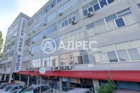ОФИС, 125 m2 - Holmes.bg ОФИС, 125 m2