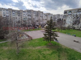 Продава 2-стаен, град София
