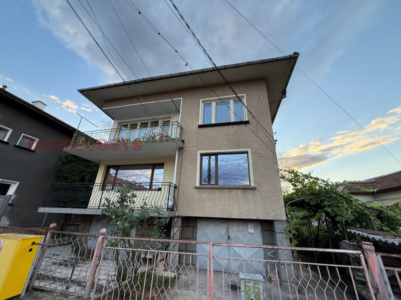 Продава ЕТАЖ ОТ КЪЩА, област София, гр. Ботевград • 175000 € / 342270.25 лв. • 52216002 1 — Holmes.bg Продава ЕТАЖ ОТ КЪЩА, област София, гр. Ботевград • 175000 € / 342270.25 лв. • 52216002 1