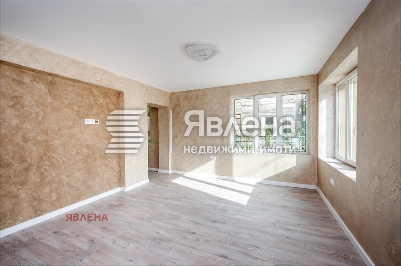 Продава 3-СТАЕН, град София, Борово • 333000 € / 651291.39 лв. • 14933637 1 — Holmes.bg Продава 3-СТАЕН, град София, Борово • 333000 € / 651291.39 лв. • 14933637 1