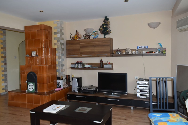 Продава 3-СТАЕН, град Видин, Бонония • 120000 € / 234699.60 лв. • 56384784 1 — Holmes.bg Продава 3-СТАЕН, град Видин, Бонония • 120000 € / 234699.60 лв. • 56384784 1