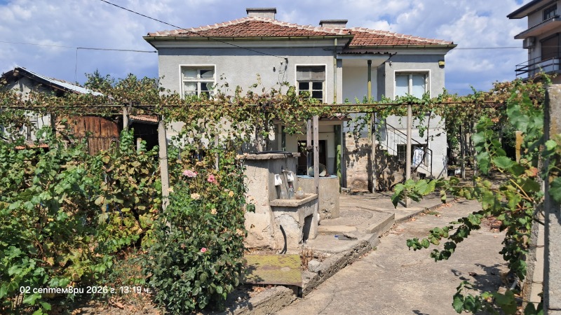 Продава КЪЩА, област Пловдив, гр. Баня • 160000 € • 83462240 1 — Holmes.bg Продава КЪЩА, област Пловдив, гр. Баня • 160000 € • 83462240 1