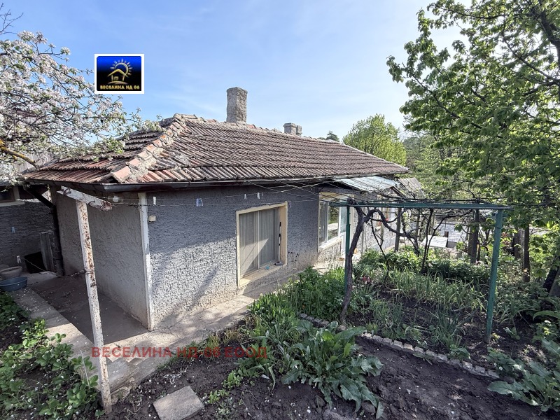 Продава КЪЩА, област Добрич, гр. Тервел • 51900 € / 101507.58 лв. • 71899619 1 — Holmes.bg Продава КЪЩА, област Добрич, гр. Тервел • 51900 € / 101507.58 лв. • 71899619 1