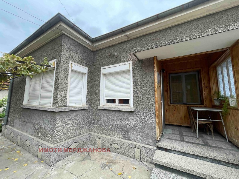 Продава КЪЩА, област Сливен, гр. Нова Загора • 155000 € • 77174113 1 — Holmes.bg Продава КЪЩА, област Сливен, гр. Нова Загора • 155000 € • 77174113 1