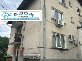 Снимка Продава ЕТАЖ ОТ КЪЩА