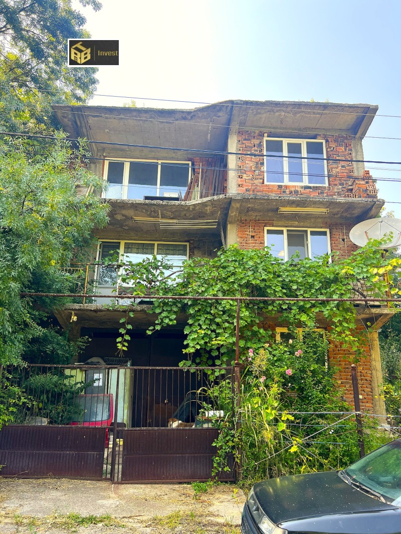 Продава КЪЩА, град Перник, Драгановец • 129999 € • 63183652 1 — Holmes.bg Продава КЪЩА, град Перник, Драгановец • 129999 € • 63183652 1