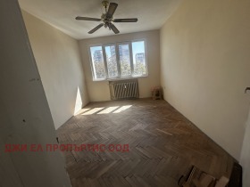 Продава 3-стаен, град София