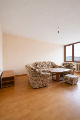 Обява Продава 3-СТАЕН,град Враца, Дъбника